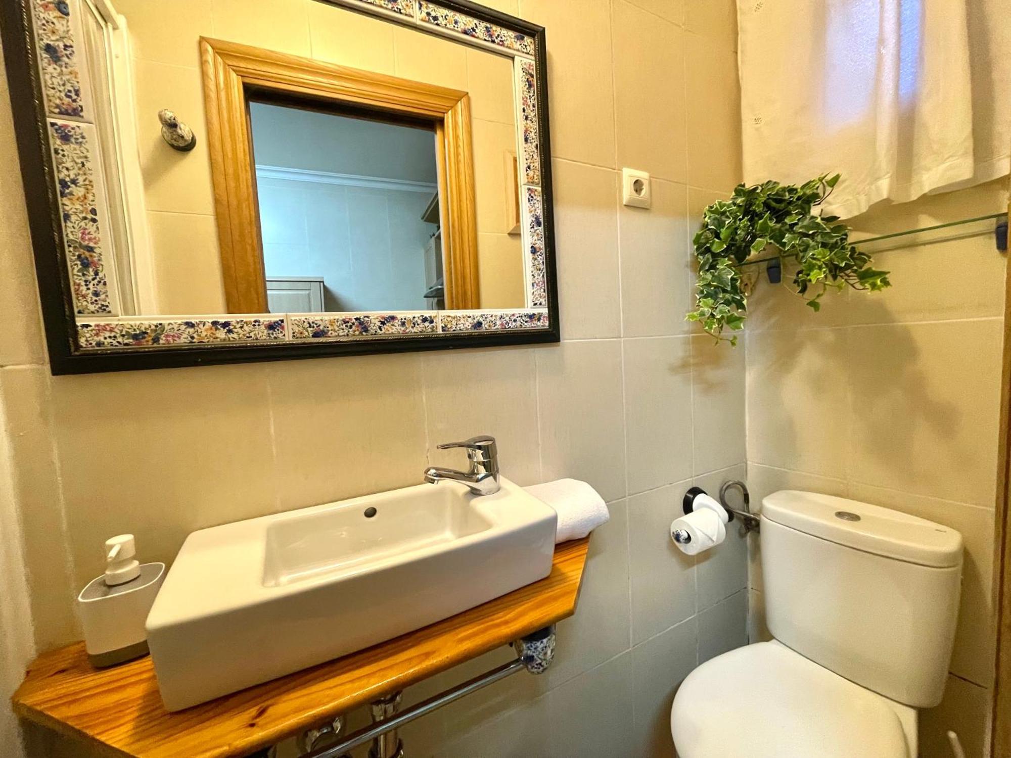 Tranquilo Apartamento Cerca Del Casco Viejo ビルバオ エクステリア 写真
